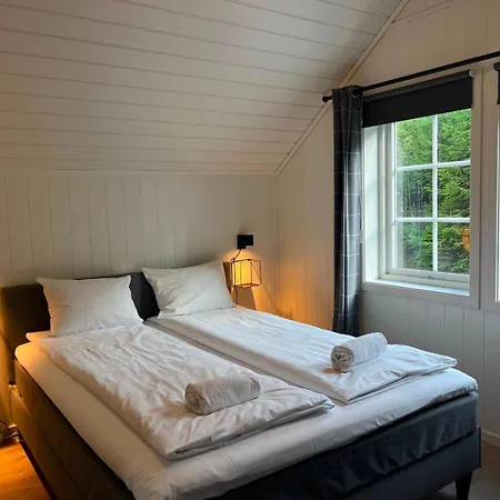 Chalet Panoramic Mountain & Views - Modern Large - Free Parking *